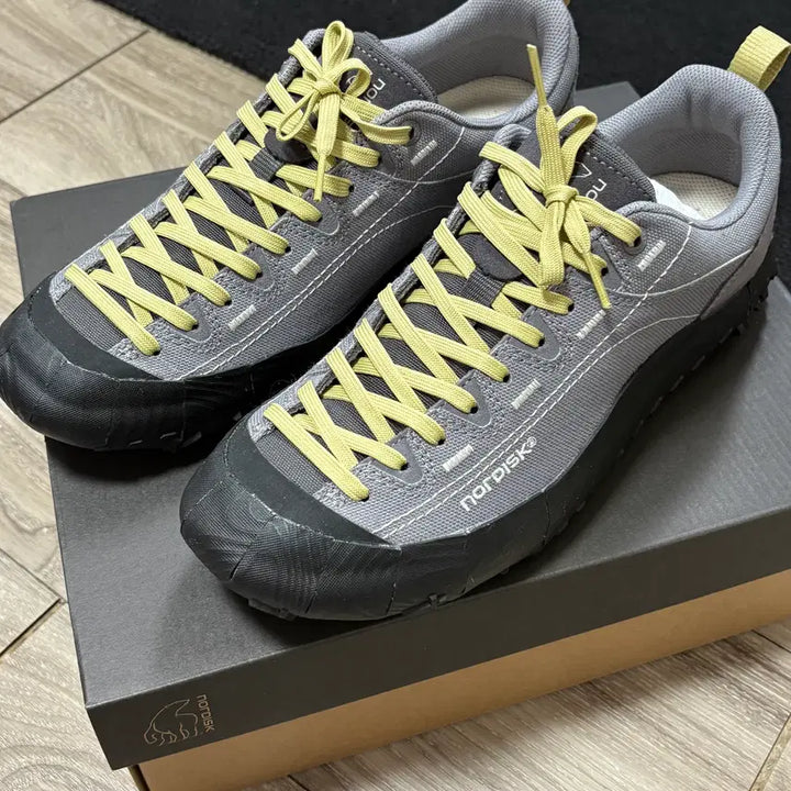 [BUNJANG] Nordisk Odin26 Sneakers Charcoal 270 / 노르디스크 스니커즈 운동화 오딘26 C8 차콜 270