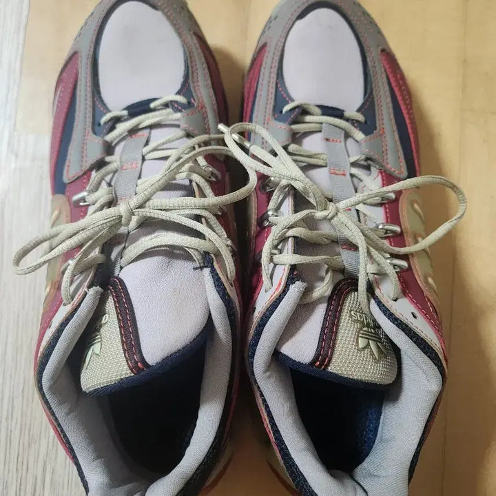 [BUNJANG] Adidas Thesia DPR Collaboration Sneakers / (270) 아디다스 더시아 dpr 콜라보