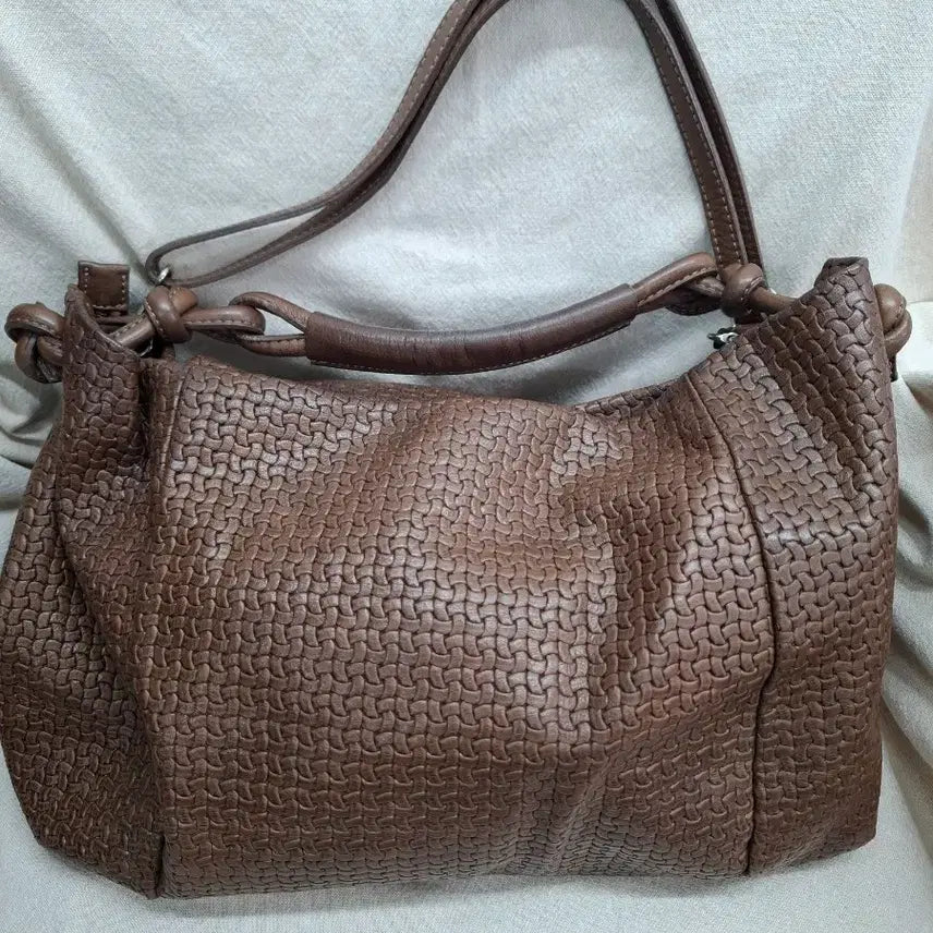 [BUNJANG] Pelleteria Veneta Leather Woven Shoulder Bag / Pelleteria Veneta 가죽 위빙 브라운백
