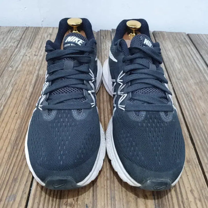 [BUNJANG] Nike Zoom Winflo 2 Running Shoes (235mm) / 나이키 줌 윈플로 2 러닝화 (235MM)