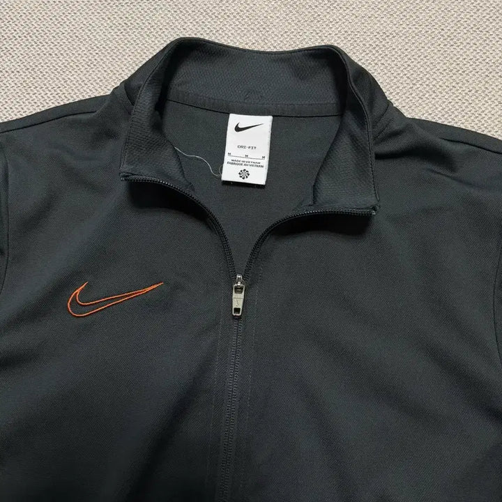 [BUNJANG] Nike Dri-FIT Swoosh Track Top / 나이키 드라이핏 스우시 트랙탑