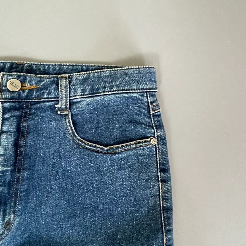 [BUNJANG] Lee Mid-Blue Denim Pants / (31) Lee 리 중청 데님 팬츠