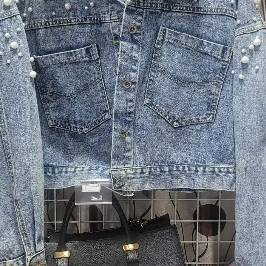 [BUNJANG] Pearl Detail Denim Jacket (Size 55-66) / 진주 데님 청자켓 55~66