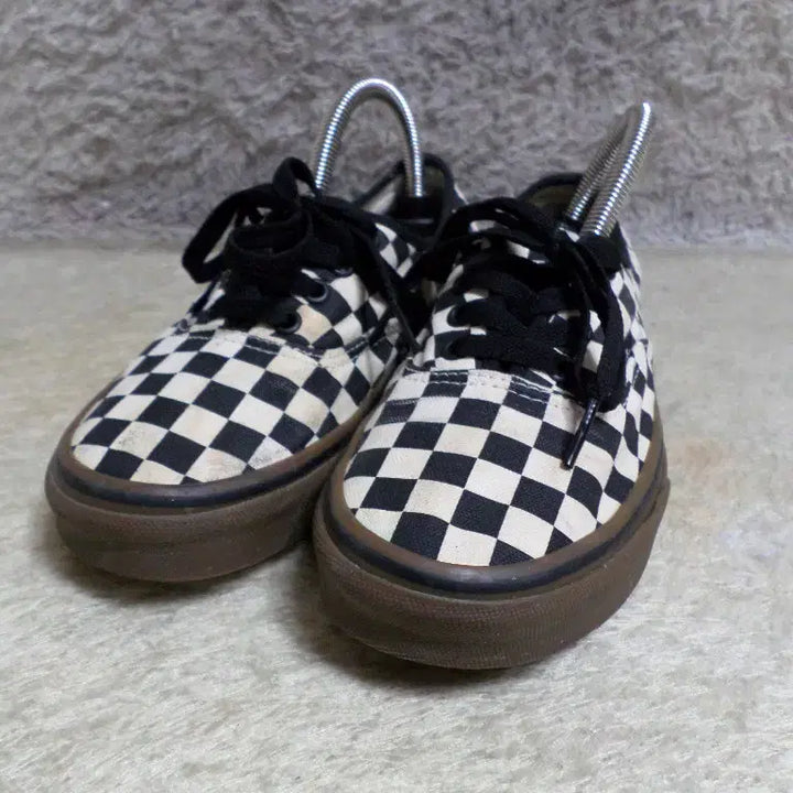 [BUNJANG] Vans Sneakers / 후루룩구제2 235 반스 스니커즈 중고 신발 260511