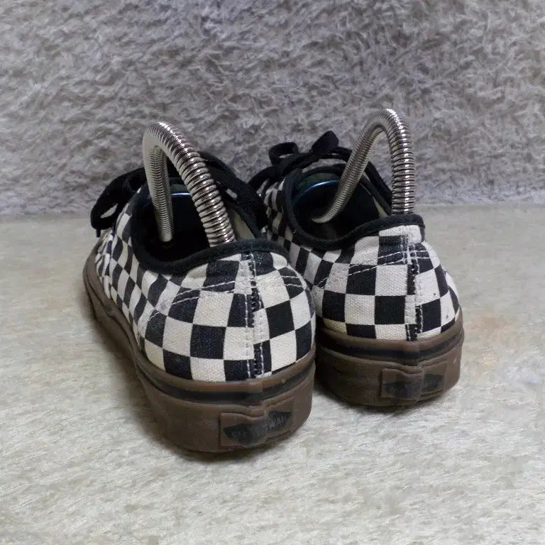 [BUNJANG] Vans Sneakers / 후루룩구제2 235 반스 스니커즈 중고 신발 260511