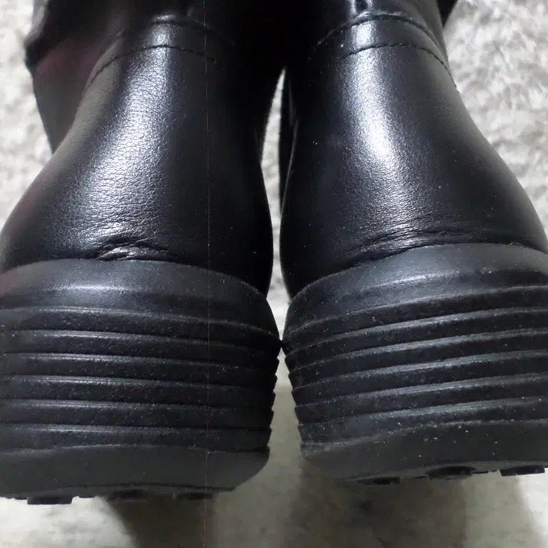 [BUNJANG] JShooS Cowhide Boots Walker Black / 후루룩구제2 235 제이슈 소가죽 부츠 워커 블랙 260511