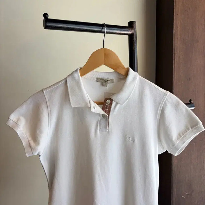 [BUNJANG] Burberry White Short Sleeve Polo Shirt / 16917 - 버버리 화이트 반팔 카라티