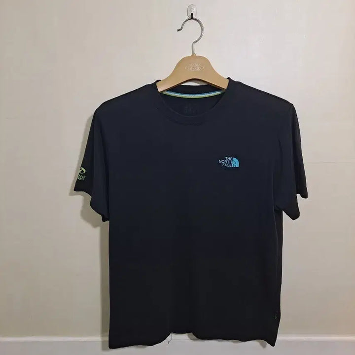 [BUNJANG] The North Face Black Short Sleeve T-Shirt Size 100 / 노스페이스 검정 반팔 티셔츠 100사이즈