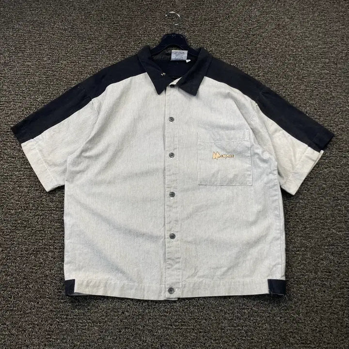 [SOLD OUT] USA vintage 빈티지 스트라이프 반팔 셔츠