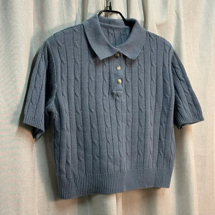[BUNJANG] Sky Blue Cable Knit Cropped Short Sleeve Polo T-Shirt / (FREE) 하늘색 케이블 니트 크롭 숏 반팔 폴로티