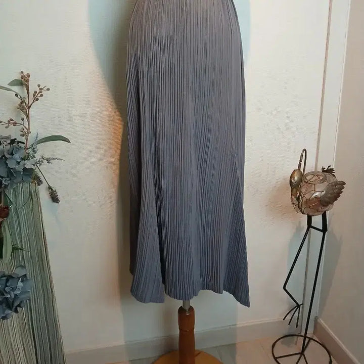 [BUNJANG] Pleated Long Skirt Blue Grey One Size / 플리츠 롱 스커트 블루그레이. 프리사이즈