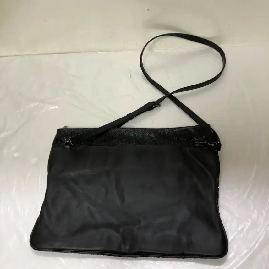 [BUNJANG] J.ESTINA Crossbody Bag / 제이에스티나 크로스백@9944