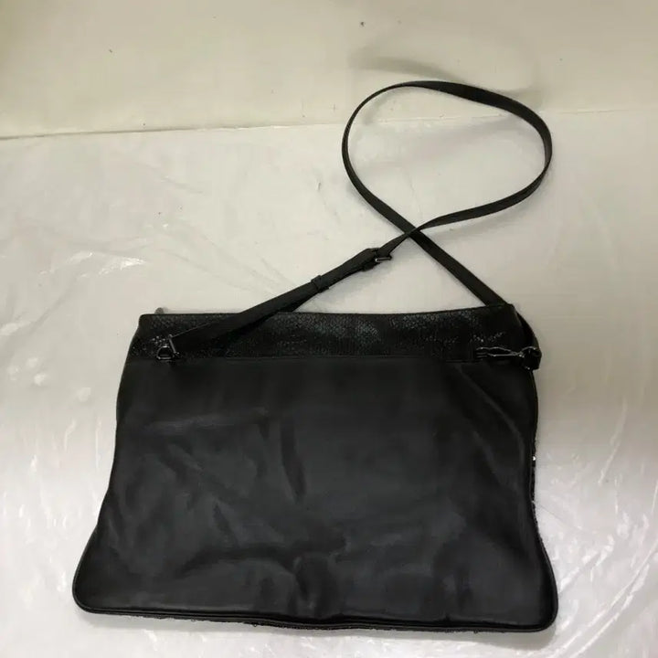 [BUNJANG] J.ESTINA Crossbody Bag / 제이에스티나 크로스백@9944