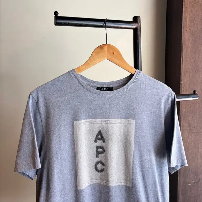[BUNJANG] A.P.C. Logo Short Sleeve T-Shirt XL / 16920 - A.P.C. 아페쎄 로고 반팔 티셔츠