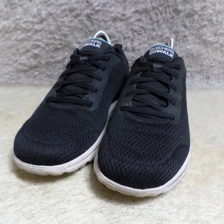 [BUNJANG] Skechers Used Sneakers / 후루룩구제2 235 스케쳐스 운동화 중고 신발