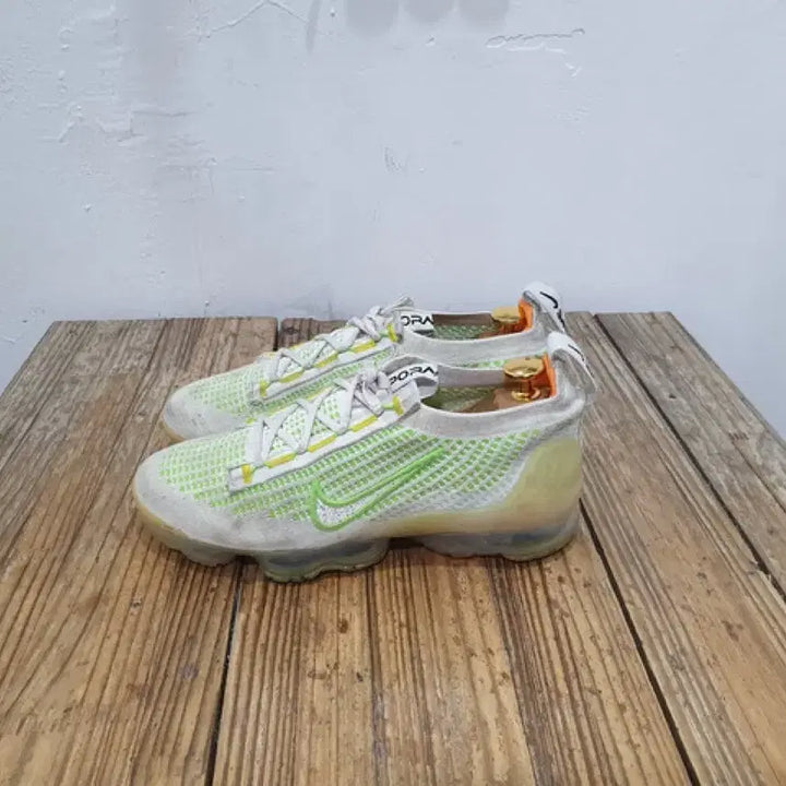 [BUNJANG] Nike Air VaporMax 2021 Flyknit / 나이키 에어 베이퍼맥스 2021 플라이니트 (235MM)