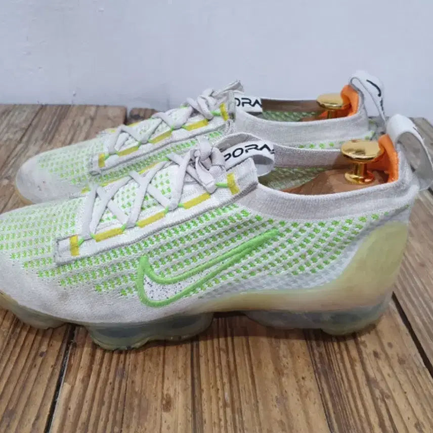 [BUNJANG] Nike Air VaporMax 2021 Flyknit / 나이키 에어 베이퍼맥스 2021 플라이니트 (235MM)