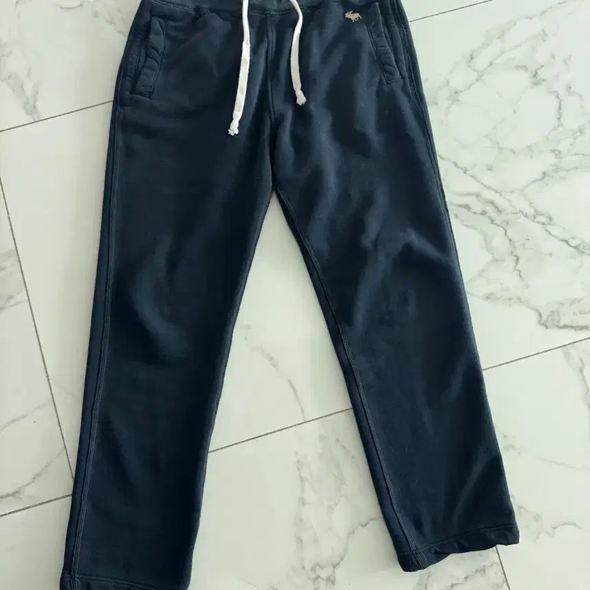 [SOLD OUT] 아베크롬비 네이비 트레이닝 바지 m