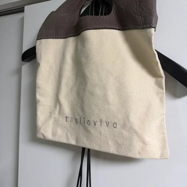 [BUNJANG] Tagliovivo Crossbody Bag / Tagliovivo 태그리오비보 크로스백