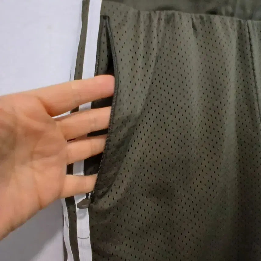 [BUNJANG] MLB New York Yankees Khaki Mesh Shorts Size 86 / MLB 뉴욕 양키스 카키색 메쉬 반바지 86