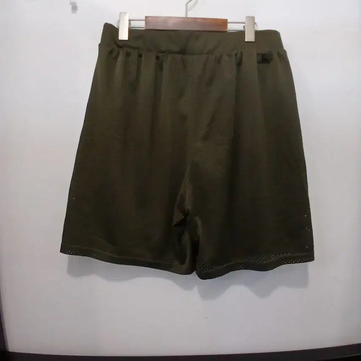 [BUNJANG] MLB New York Yankees Khaki Mesh Shorts Size 86 / MLB 뉴욕 양키스 카키색 메쉬 반바지 86