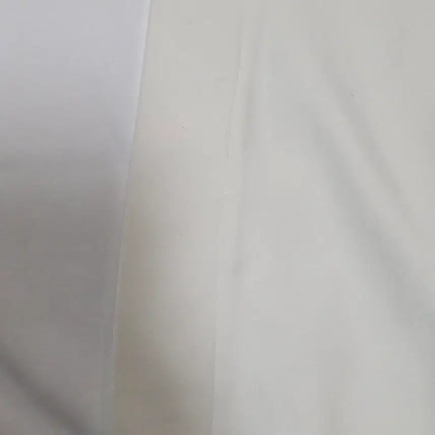 [BUNJANG] Songzio Homme White Two-Tone Sweatshirt / 송지오옴므 화이트 맨투맨 100