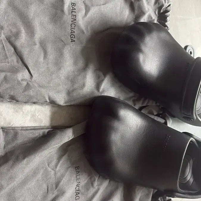 [BUNJANG] Balenciaga Slippers / 발렌시아가 슬리퍼