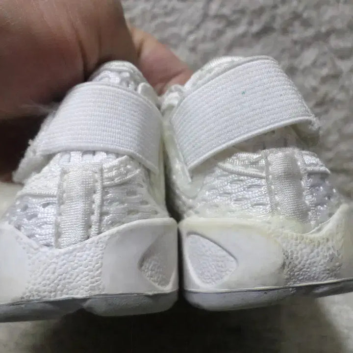 [BUNJANG] Nike Air Rift White Kids Junior Shoes 260511 / 후루룩구제2 150 나이키 에어리프트 화이트키즈 아동화 주니어260511