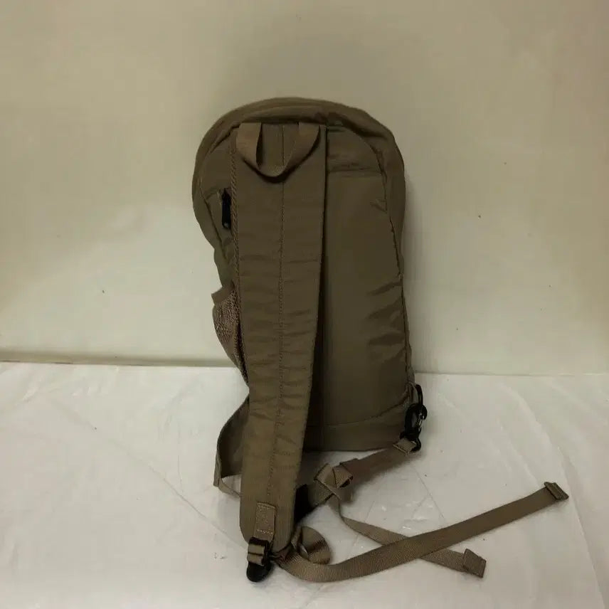 [BUNJANG] Columbia Sling Bag / 컬럼비아 슬링백@9910