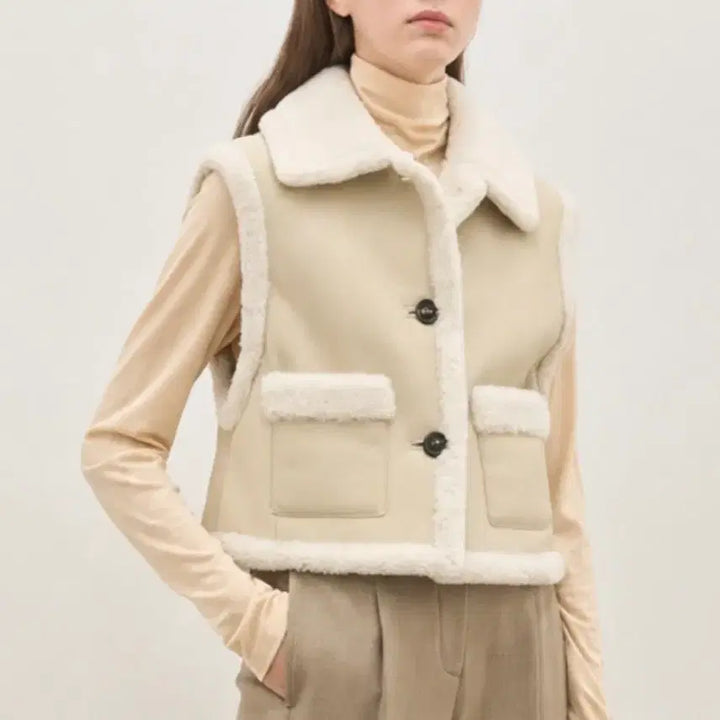 [BUNJANG] The Cashmere Shearling Vest Beige / 더캐시미어 무스탕 양털베스트 베이지