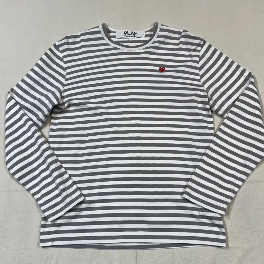 [BUNJANG] Comme des Garçons PLAY Mini Heart Logo Long Sleeve T-Shirt / L) 꼼데가르송 플레이 미니 하트 와펜 롱 슬리브 티셔츠