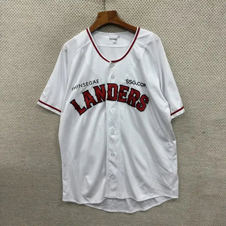 [BUNJANG] SSG Landers Choi Jeong Baseball Jersey Short Sleeve T-Shirt Size 105 / SSG 랜더스 최정 야구 유니폼 반팔티 105 D01609
