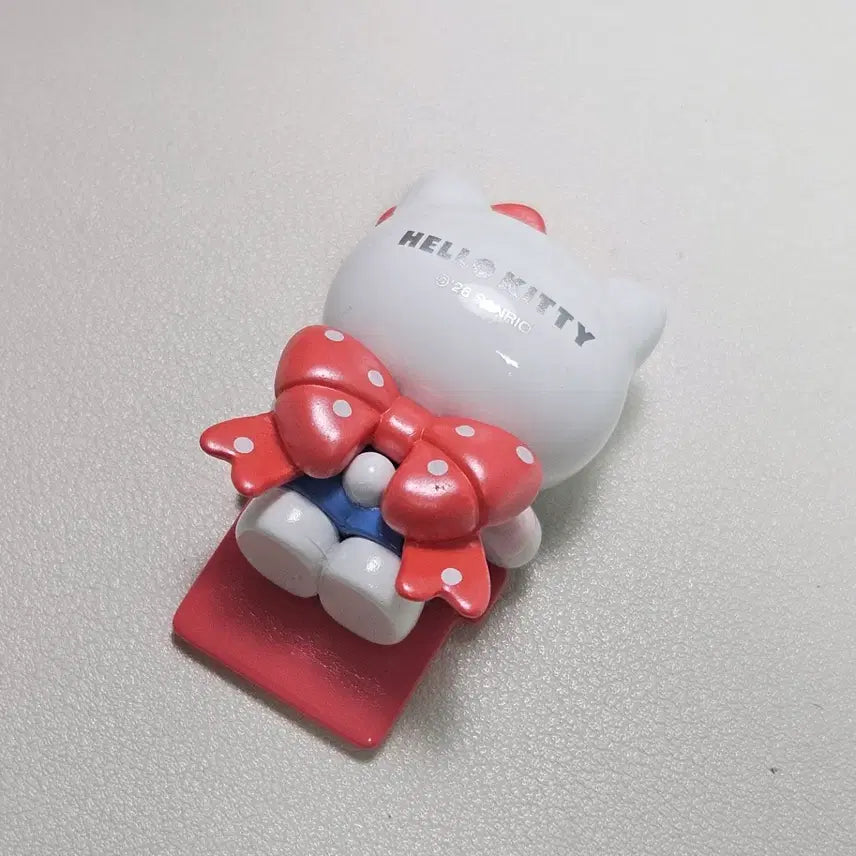[BUNJANG] Sanrio Hello Kitty Hyper Red Figurine / 산리오 헬로키티 히퍼 레드 판매