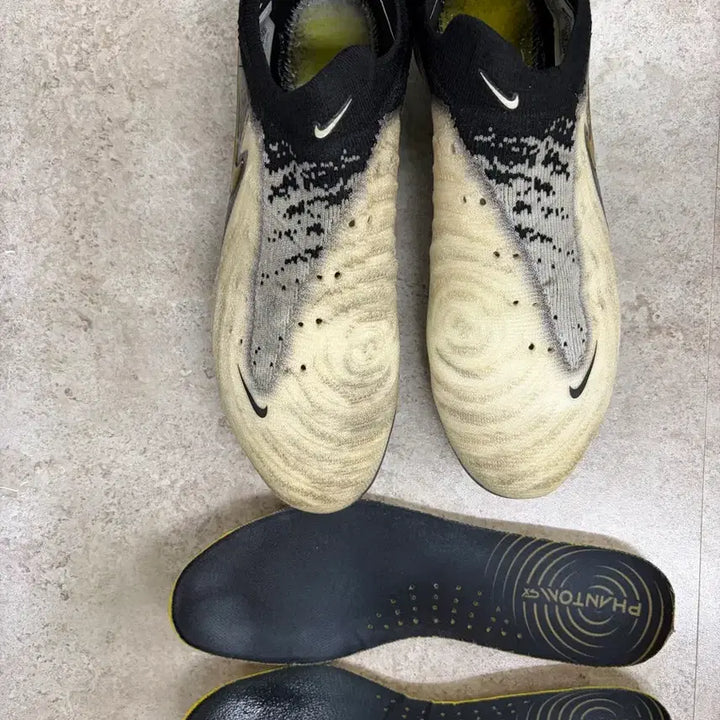 [BUNJANG] Nike Phantom GX2 Elite AG 255mm Football Boots / 팬텀gx2 엘리트 ag 255mm팝니다