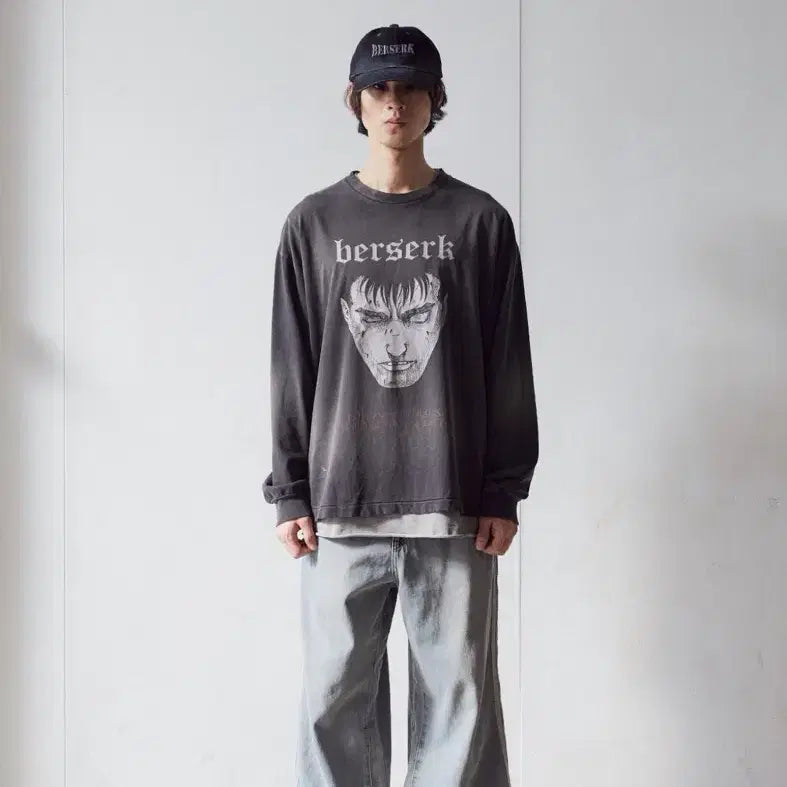 [BUNJANG] Polylthero Berserk Long Sleeve T-Shirt Size 4 / 폴리테루 베르세르크 롱슬레이브 4