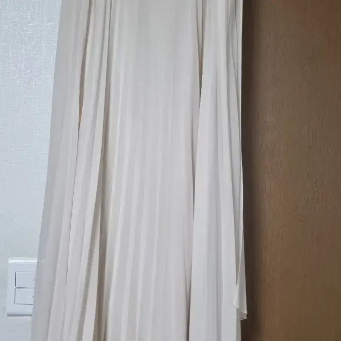 [BUNJANG] Pescerico Pleated Skirt Ivory Size 44 / 페세리코 플리츠스커트 44사이즈66ㅡ77