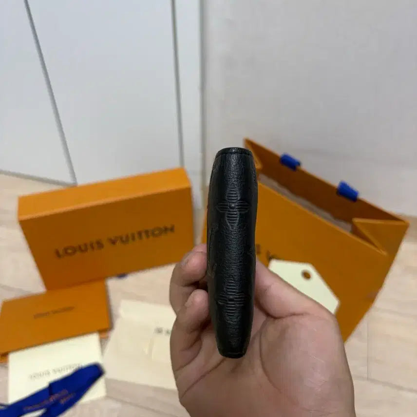 [BUNJANG] Louis Vuitton Shadow Bifold Wallet / (풀구성, 정품) 루이비통 쉐도우 반지갑