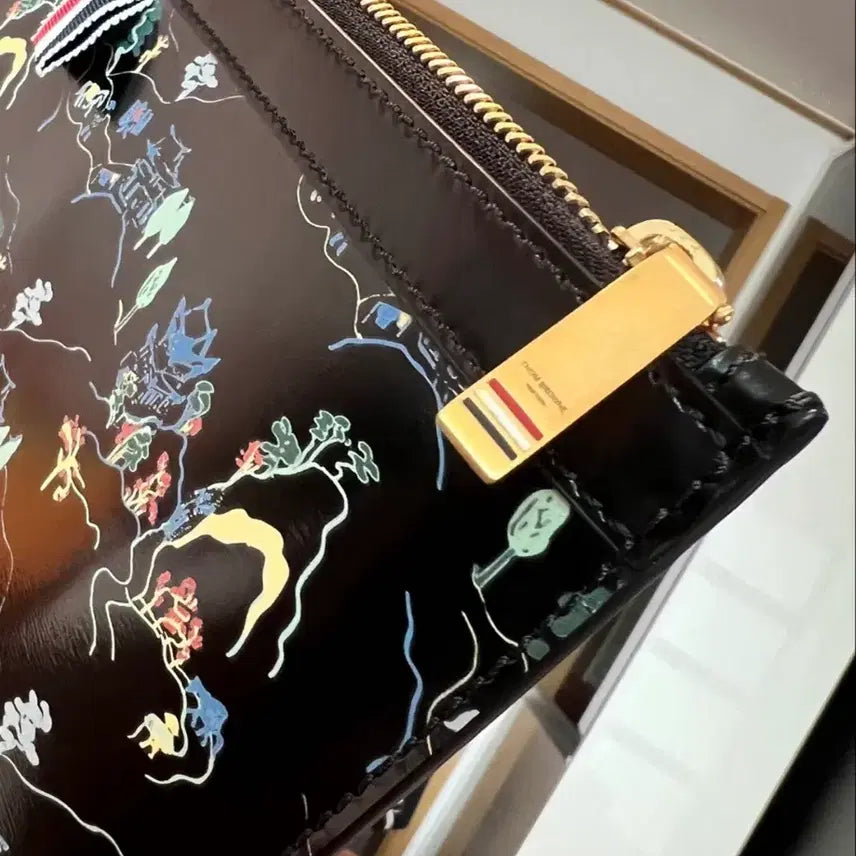 [BUNJANG] Thom Browne Printed Leather Clutch (Unused) / 톰브라운 프린트 레더 클러치(미사용)