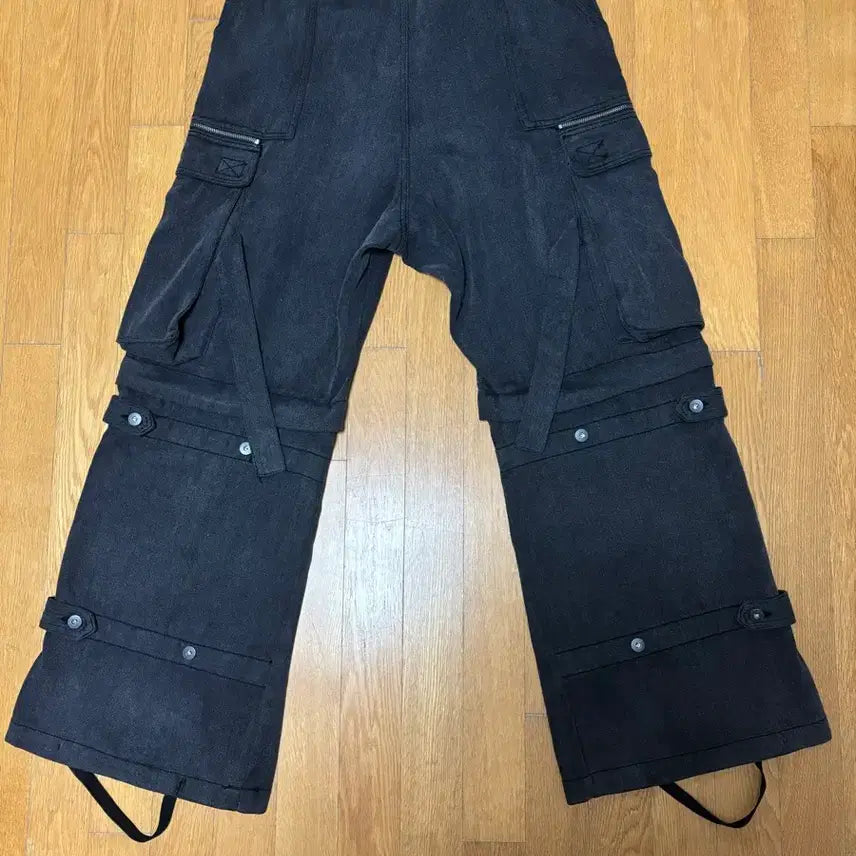 [BUNJANG] SKISM Inducing Big Cargo Pants Charcoal L / 스키즘 인듀싱 Big Cargo Pants charcoal L