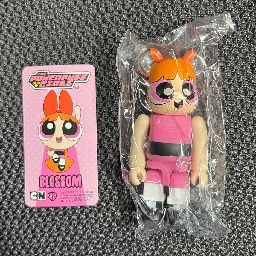 [BUNJANG] Bearbrick 50th Series Powerpuff Girls Hero / 베어브릭 50탄 히어로 파워퍼프걸