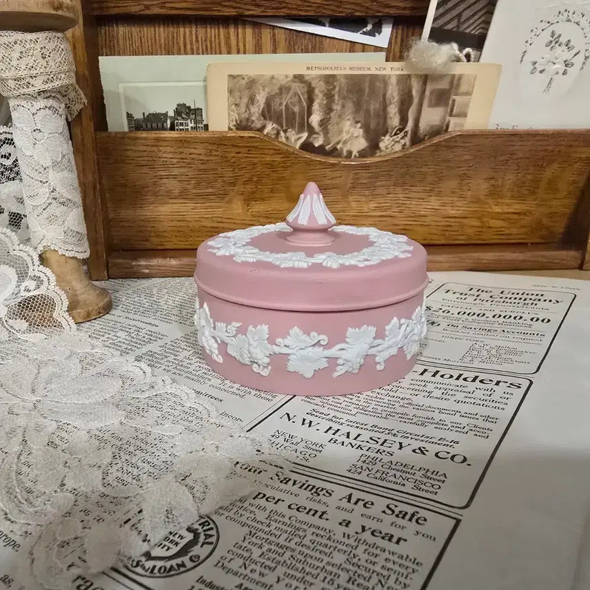 [BUNJANG] Vintage Wedgwood Jasperware Pink Trinket Box / 빈티지  웨지우드 제스퍼 핑크 트링킷 레어템