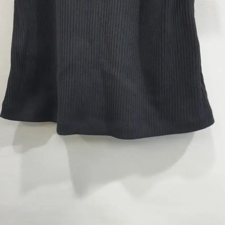 [BUNJANG] Lucky Chouette JDC Two-Way Sleeveless T-Shirt (Black/Blue) / 럭키슈에뜨블랙 /블루 JDC 투웨이 민소매 티셔츠