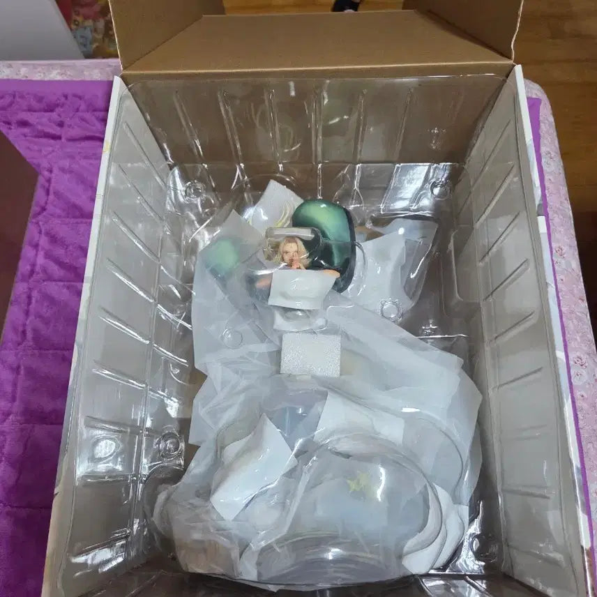 [BUNJANG] Megahouse Tsunade Ver. 3 Figure / 메가하우스 츠나데 VER.3 판매합니다.