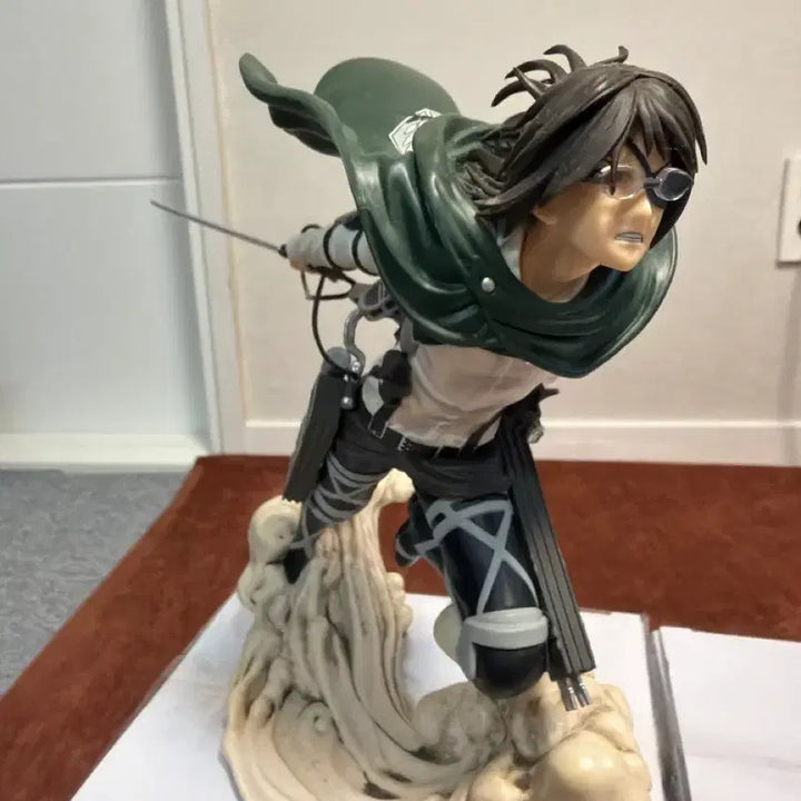 [BUNJANG] Attack on Titan Hange Kuji Figure / 한지 쿠지 상품 피규어 판매