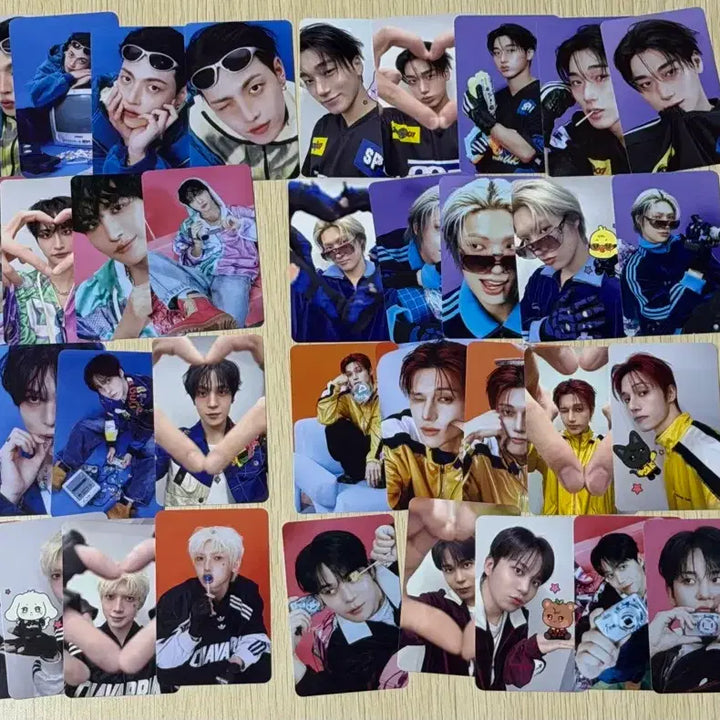 [BUNJANG] Ateez Aniteez Trading Photocard Bundle Set / 에이티즈 애니티즈 트레카 트레이딩 카드 포카 포토카드 ateez