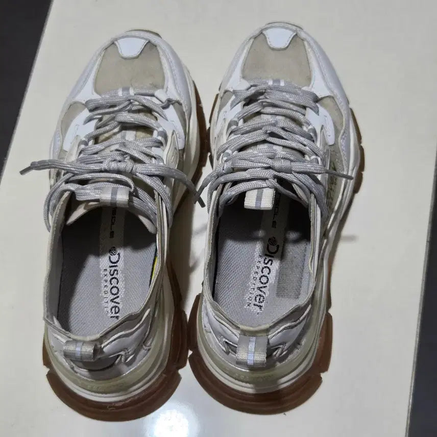 [BUNJANG] Discovery Bucket Dewalker v2 Cool Shoes Size 230 / 디스커버리 버킷 디워커 v2쿨 DX-SHB1-111  230사이즈