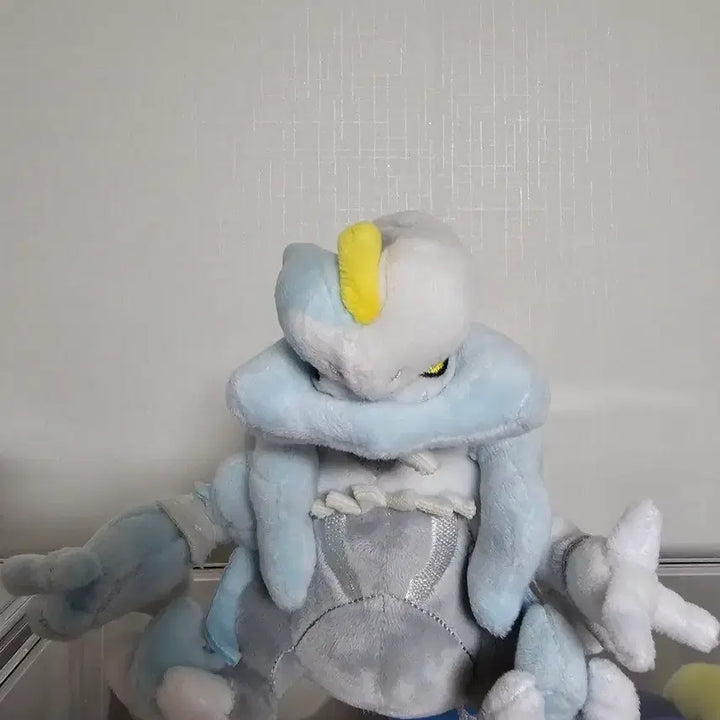 [BUNJANG] Pokemon Fit White Kyurem Plush / 포켓몬fit 화이트큐레무 인형