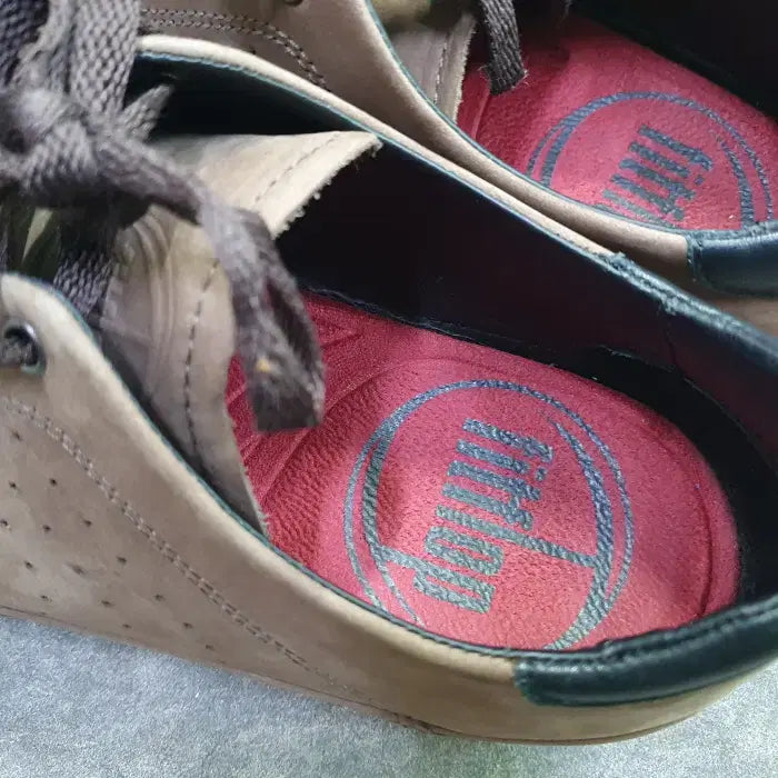 [BUNJANG] Fitflop Leather Slip-on Shoes (Size 280) / fitfiop 핏플랍 가죽 슬립온(280)