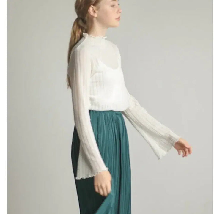 [BUNJANG] Pigment Wavy Lace T-Shirt / 새상품 피그먼트 물결레이스 티