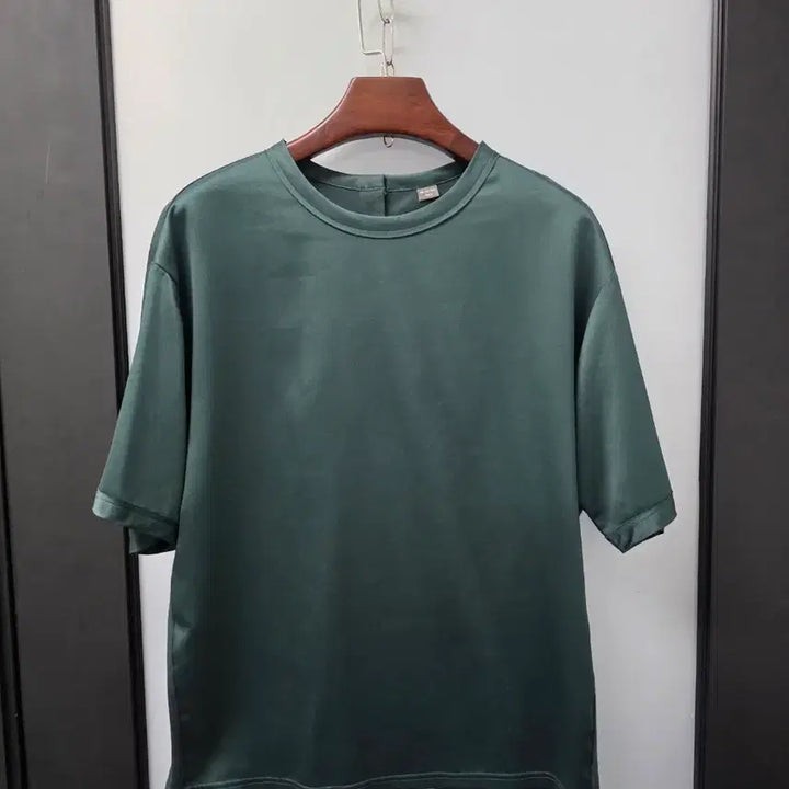 [BUNJANG] Vera Wang Satin Blouse / 베라왕 새틴 티블라우스 66
